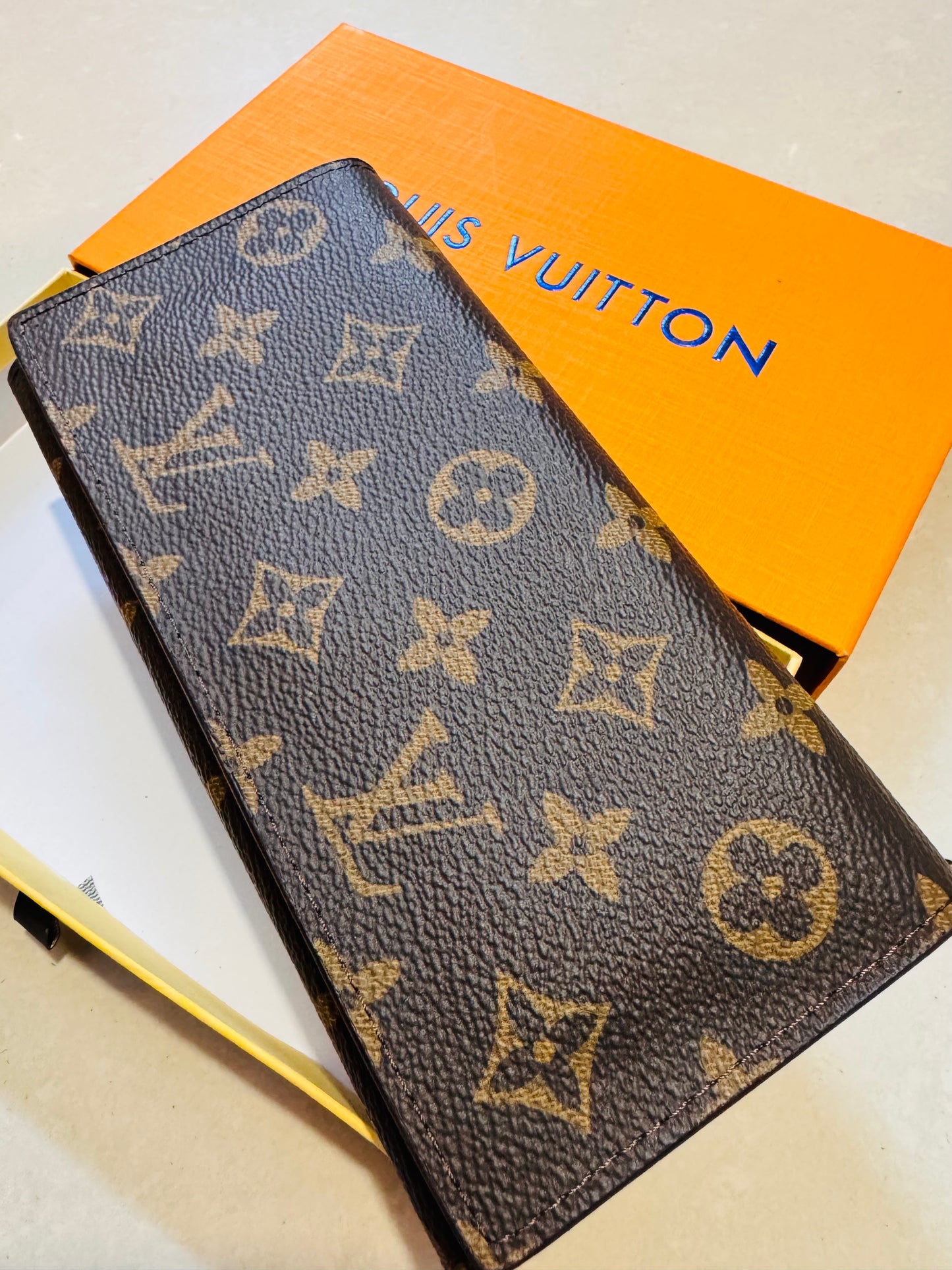 Imported and branded ladies wallets