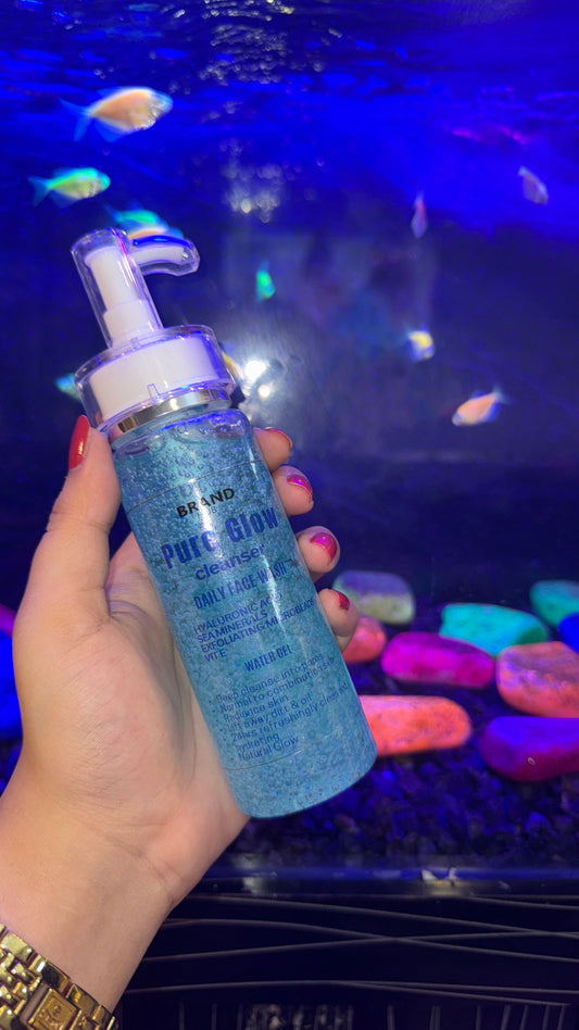 Pure glow face wash