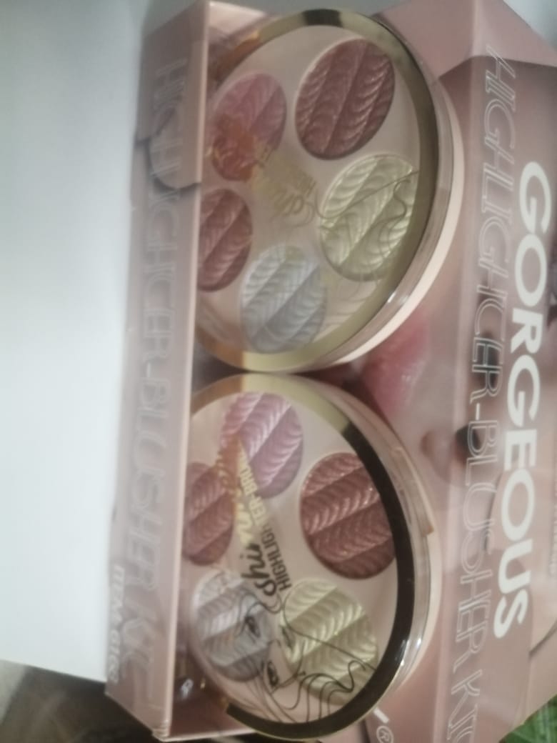 SEVEN COOL (CD) HIGHLIGHTER & BLUSH KIT