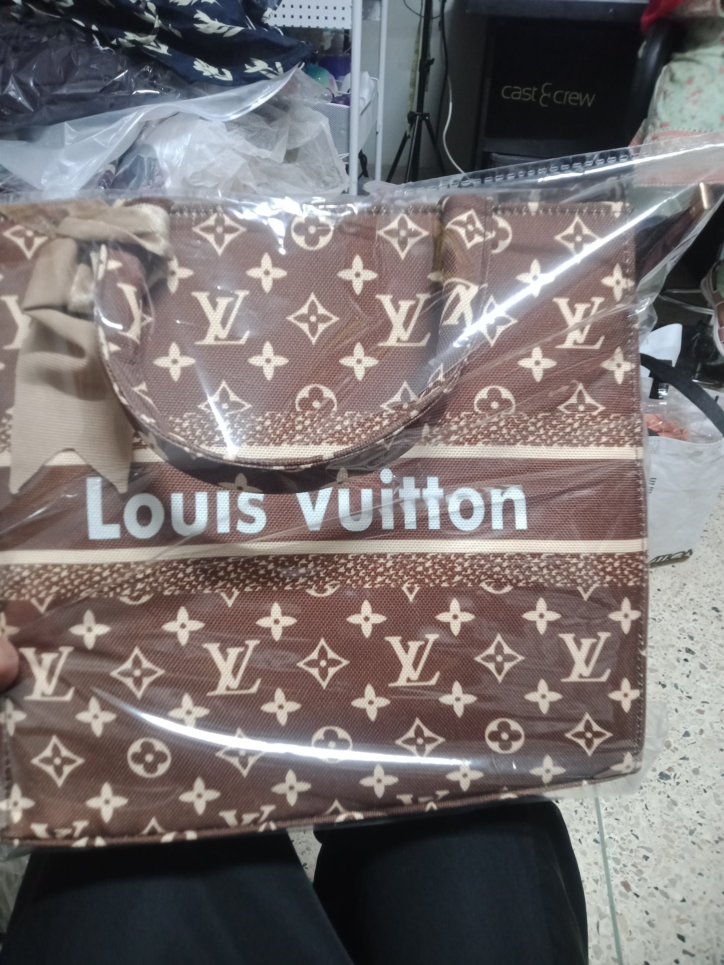 Louis vuitton brown lather bag.