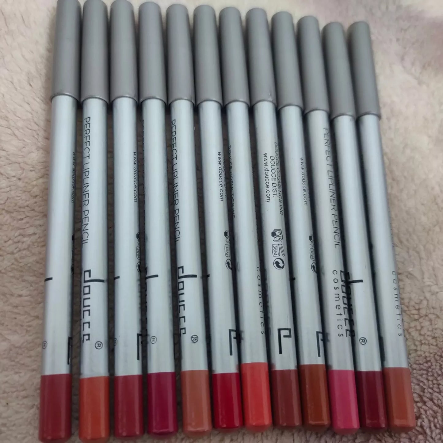 Matte Lipstick Lasting Lip Liner Set Makeup UK